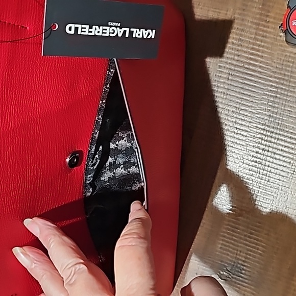 NWT KARL LAGERFELD MSRP $198 - Picture 4 of 10